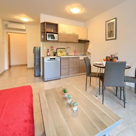 Apartments Ivica Krk Island 실로 외부 사진