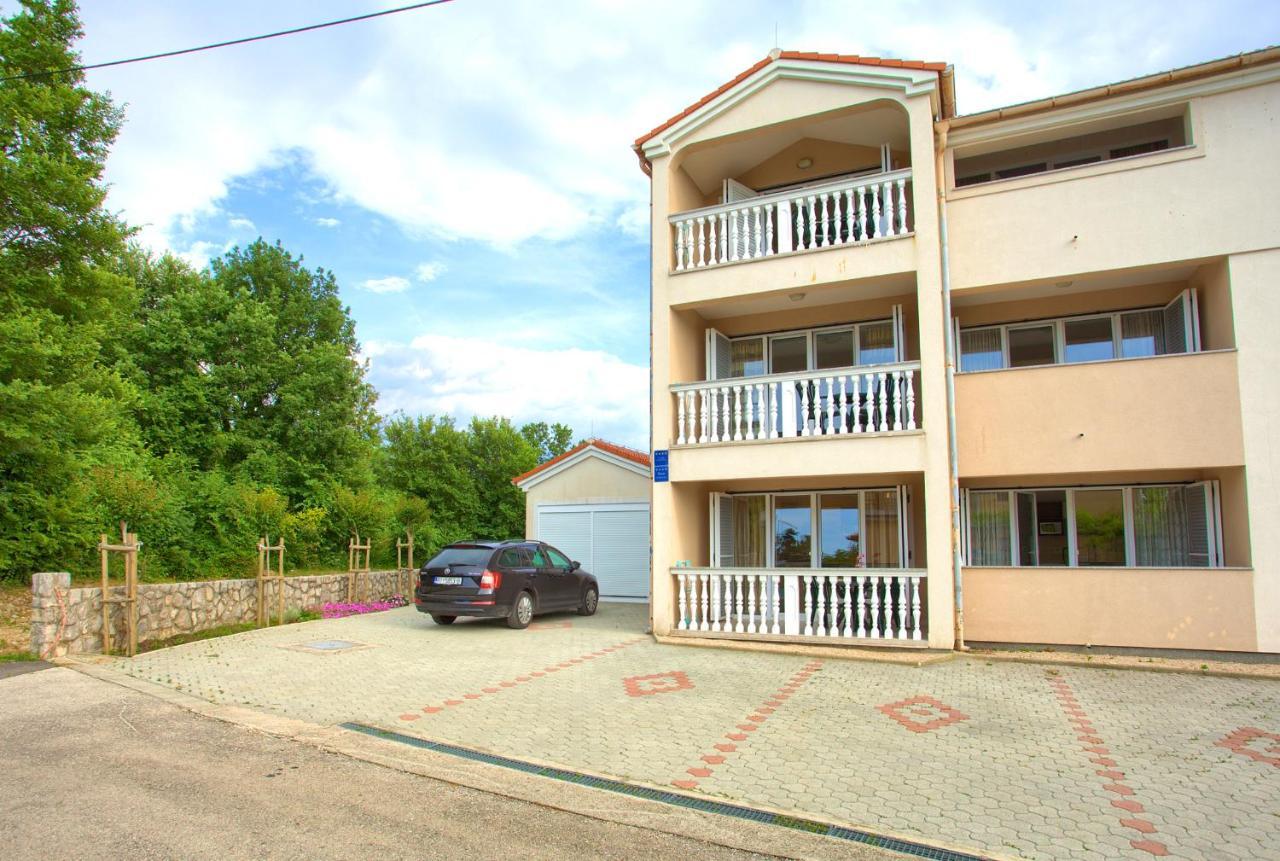 Apartments Ivica Krk Island 실로 외부 사진
